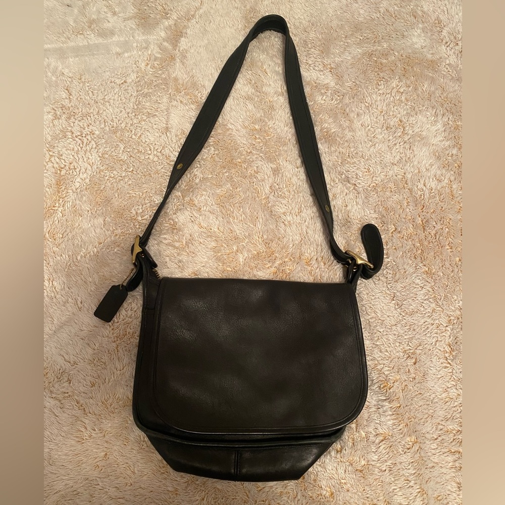 VINTAGE COACH BAG